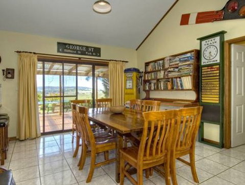 Lavender Views - Accommodation Brisbane 3