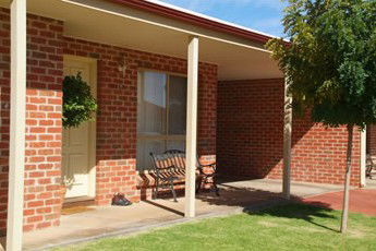 Tarrawingee Holiday Unit - Accommodation Brisbane 3