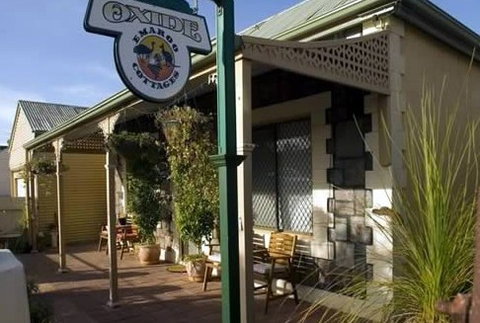 Emaroo Cottage On Oxide Street - Accommodation Brisbane 0