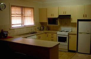 Townhouse Four - Accommodation Brisbane 2