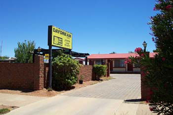 Daydream Motel - Accommodation Brisbane 0