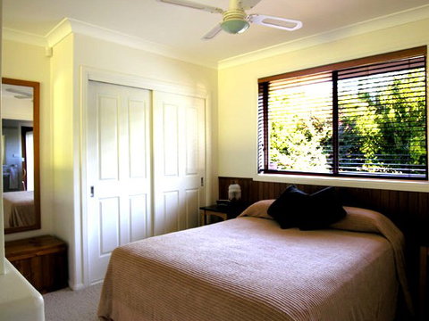 Mescals At Pampoolah Bed And Breakfast - Accommodation Brisbane 0