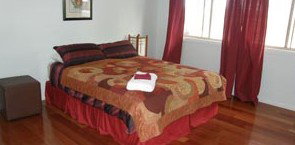 Artisans ...on The Hill Bed And Breakfast - Accommodation Brisbane 0