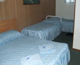 Chatham Motel - Accommodation Brisbane 0