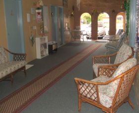 Chatham Motel - Accommodation Brisbane 2