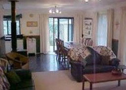 Arcadia House - Accommodation Brisbane 4