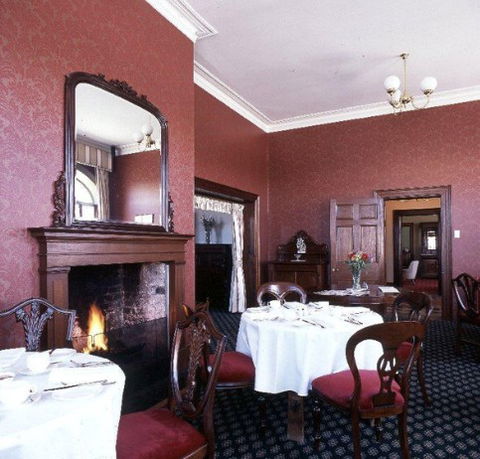 Mandelson's Of Goulburn - Accommodation Brisbane 1