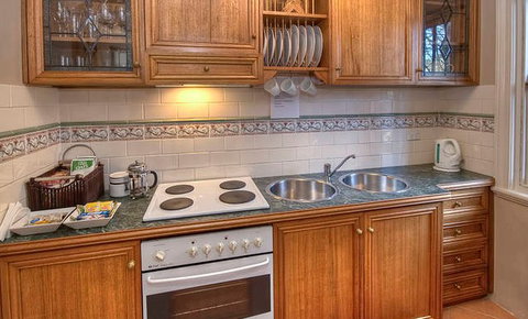 Bridal Falls Cottage - Accommodation Brisbane 1