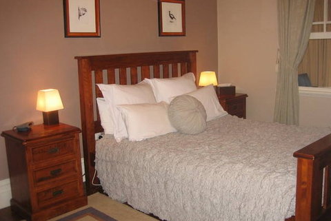 Bridal Falls Cottage - Accommodation Brisbane 2