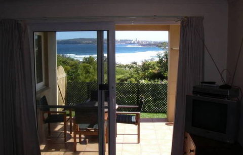 A Beach House Near Manly - Accommodation Brisbane 2