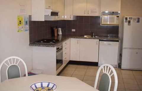 A Beach House Near Manly - Accommodation Brisbane 3