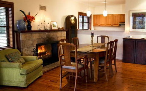 A Church And Homestead In Mudgee - Accommodation Brisbane 3