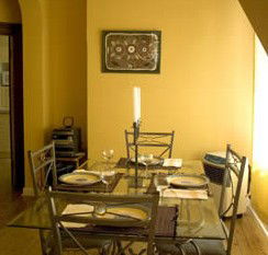 A Colourcity Apartments - Accommodation Brisbane 4