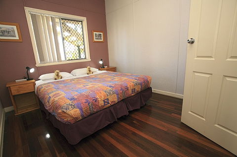 The Friendly Hostel - Accommodation Brisbane 0