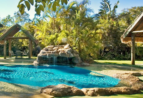 Straddie Bungalows - Accommodation Brisbane 0