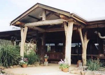 The Hollow Log Country Retreat - Accommodation Brisbane 4