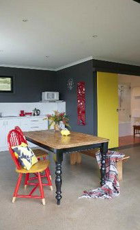 Deshons Retreat - Accommodation Brisbane 0