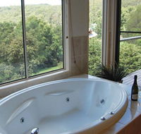 Ravensbourne Escape Kookaburra Kottage - Accommodation Brisbane