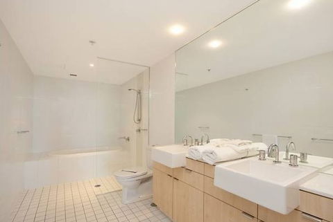 Grand Mercure Apartments Coolangatta - Accommodation Brisbane 2