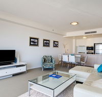 Reflection Tower Two - Accommodation Brisbane