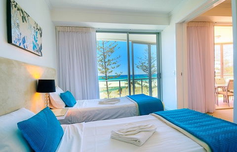 Reflection Tower Two - Accommodation Brisbane 2