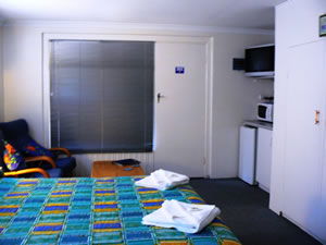 Albany View Street Lodge Bed And Breakfast And Art Studio - Accommodation Brisbane 1