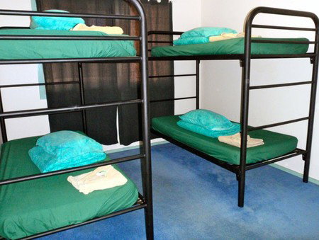 Bay Lodge Economy Beachfront - Accommodation Brisbane 2