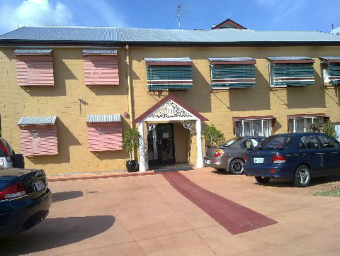 Avondale Private Hotel - Accommodation Brisbane 0