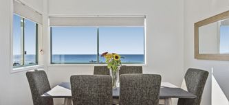 Sunshine Towers - Accommodation Brisbane 0
