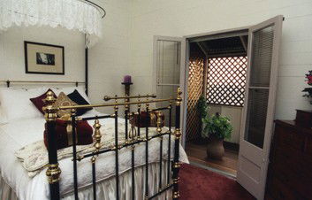 Banksia House Bed & Breakfast - Accommodation Brisbane 0