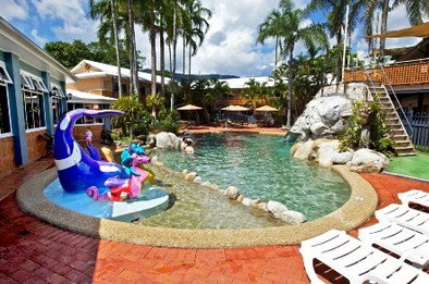 Cairns New Chalon - Accommodation Brisbane 2