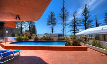 La Pacifique Holiday Apartments - Accommodation Brisbane 4