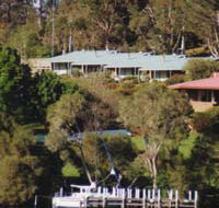 Gipsy Point Luxury Lakeside Apartments - Accommodation Brisbane