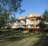 Coral Cove Resort  Golf Club - Accommodation Brisbane