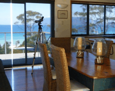 Spring Beach Holiday Villas - Accommodation Brisbane