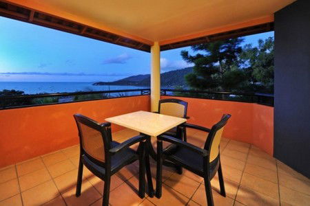 Martinique Whitsunday - Accommodation Brisbane 1
