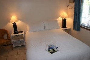 Holloways Beach QLD Accommodation Brisbane