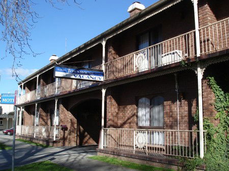 Albury Townhouse - Accommodation Brisbane 0
