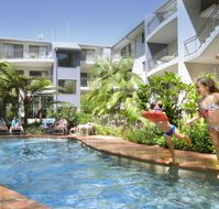 Flynns Beach Resort - Accommodation Brisbane