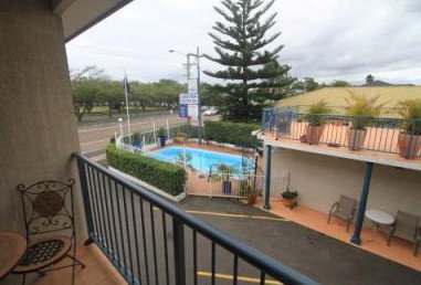 Lakeview Motor Inn - Accommodation Brisbane 0