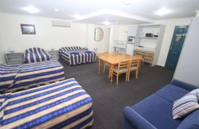 Lakeview Motor Inn - Accommodation Brisbane 4