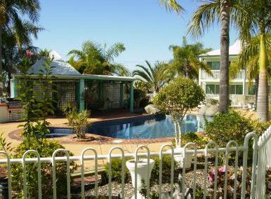 Reef Adventureland Motor Inn - Accommodation Brisbane 0