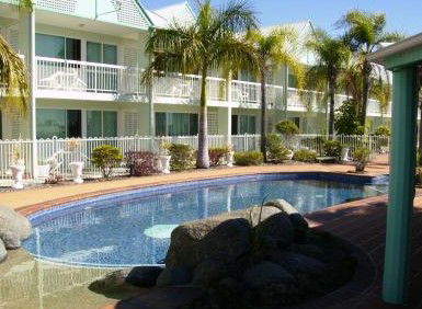 Reef Adventureland Motor Inn - Accommodation Brisbane 2