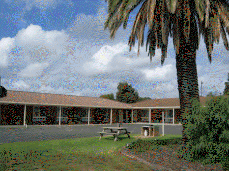Golden Palms Motel - Accommodation Brisbane 2