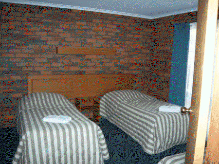 Golden Palms Motel - Accommodation Brisbane 4