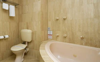 All Seasons Salamander Shores - Accommodation Brisbane 3