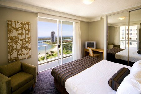 Outrigger Twin Towns Resort - Accommodation Brisbane 2