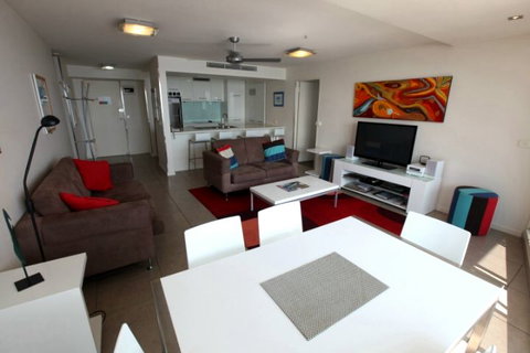 84 The Spit - Accommodation Brisbane 6