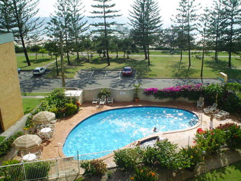 Cashelmara Beachfront Apartments - Accommodation Brisbane 1