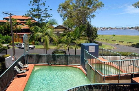 Excellsior Holiday Apartments - Accommodation Brisbane 4
